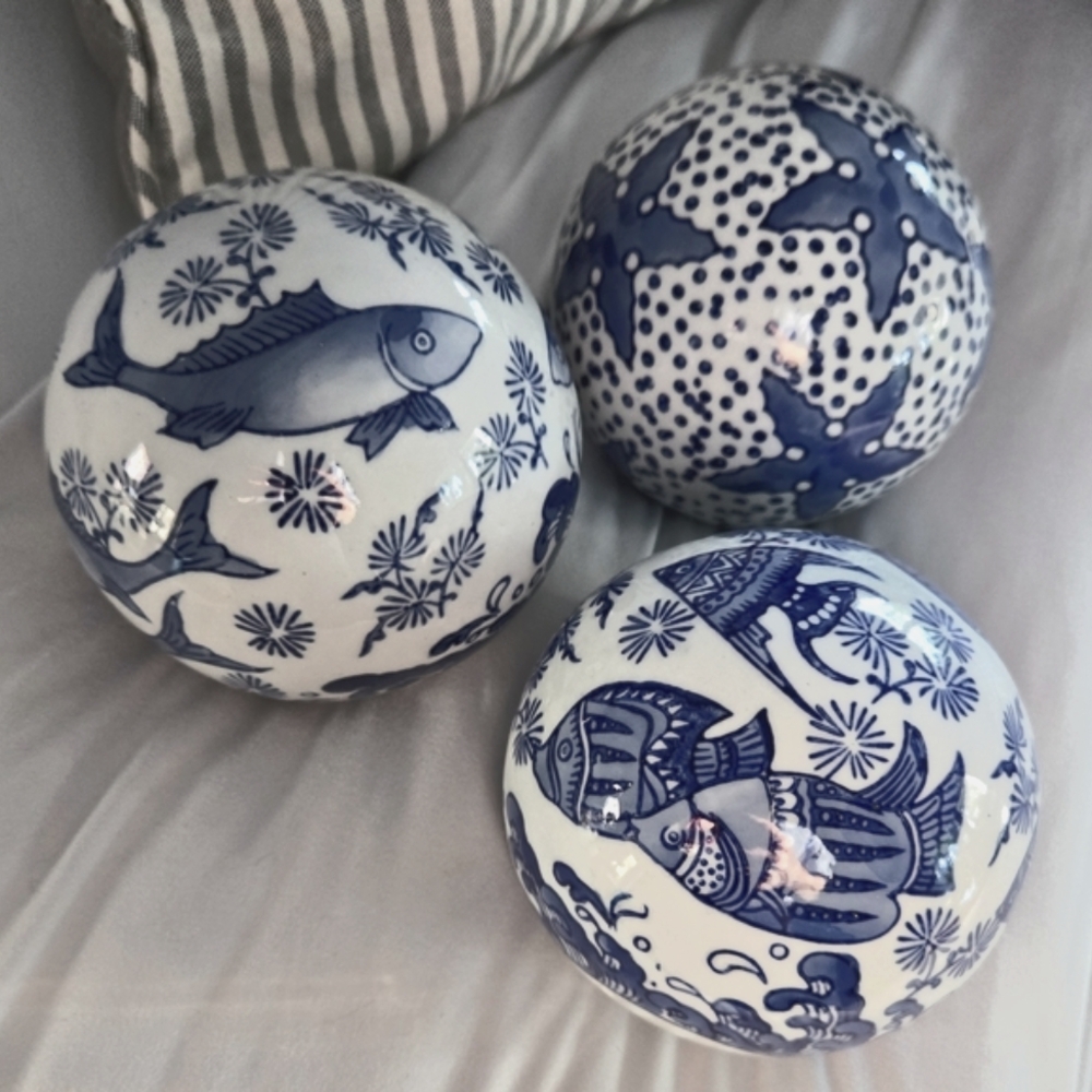 Vintage Nautical Blue And White Ceramic Balls (3)
